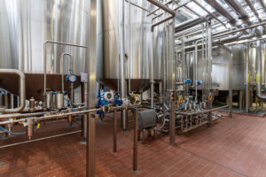 Pipelines and equipment in the production workshop of food and beverage factories